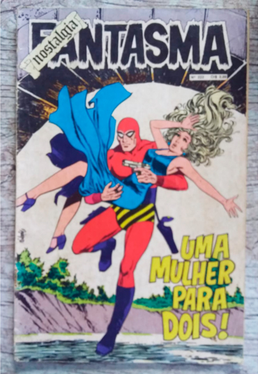Gibi hq fantasma nostalgia edição 222, uma mulher para dois, editora rge