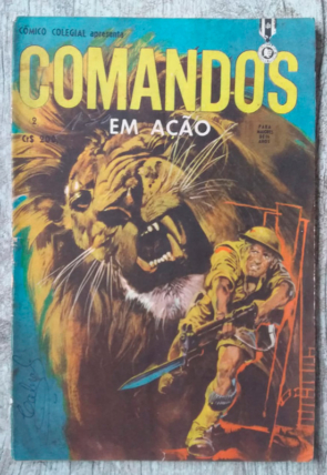 Gibi hq cômico colegial apresenta comandos em ação edição 2, editora la selva
