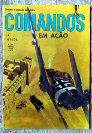 Gibi hq cômico colegial apresenta comandos em ação edição 4, editora la selva