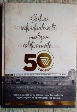 50 anos cooperja, sonhar individualmente realizar coletivamente, editora expressão, livro usado